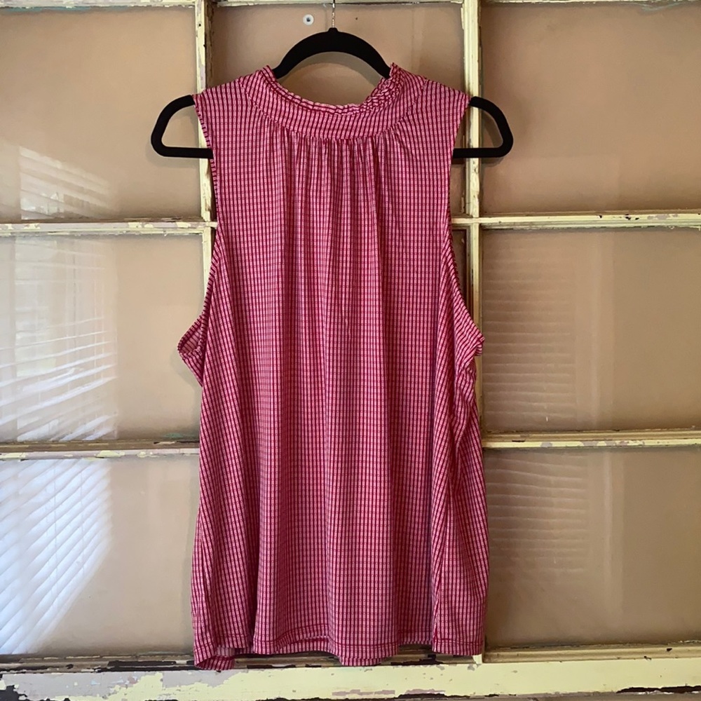 Banana Republic High Neck Tank - XL